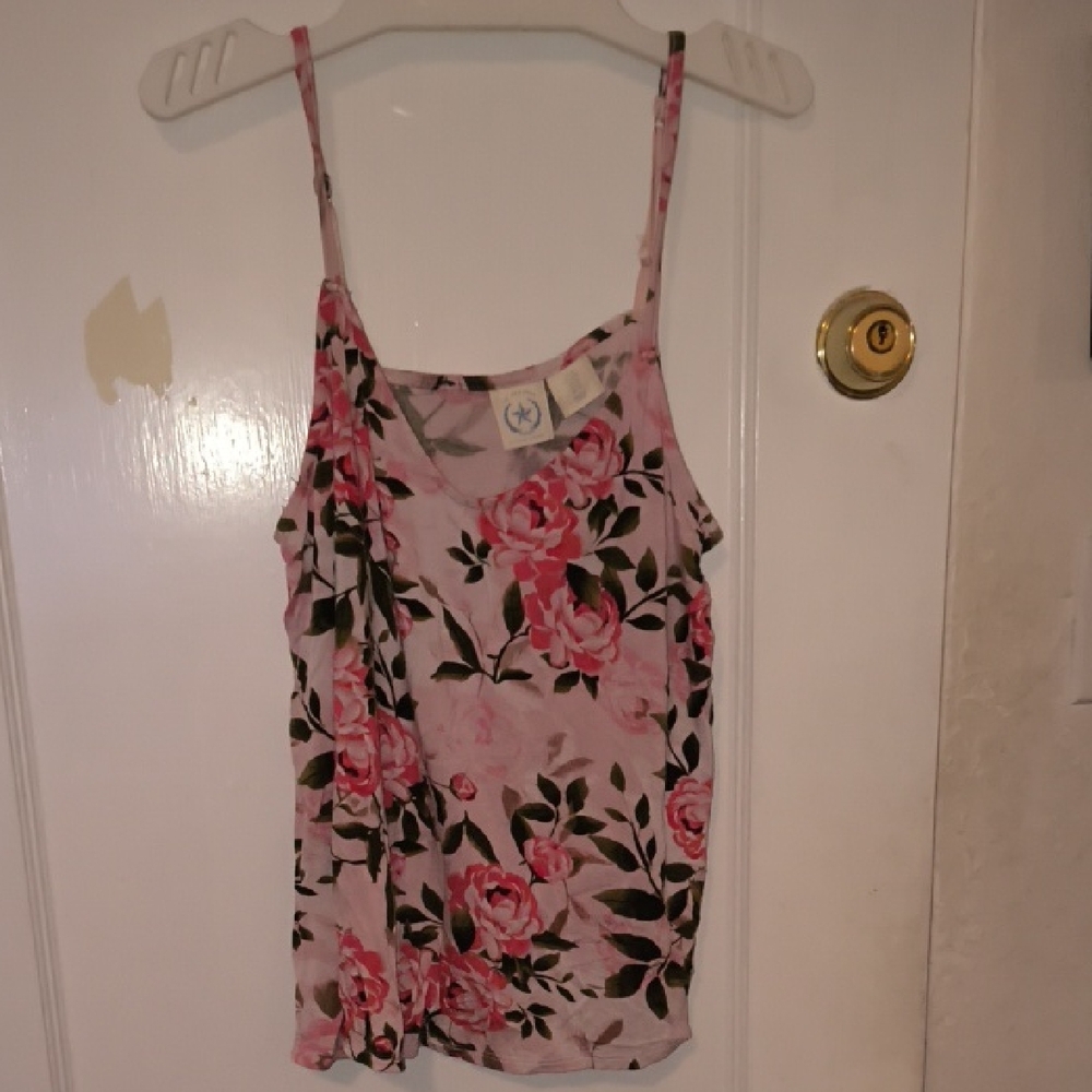 The Prairie | Floral Camisole & Shorts Set in Pink